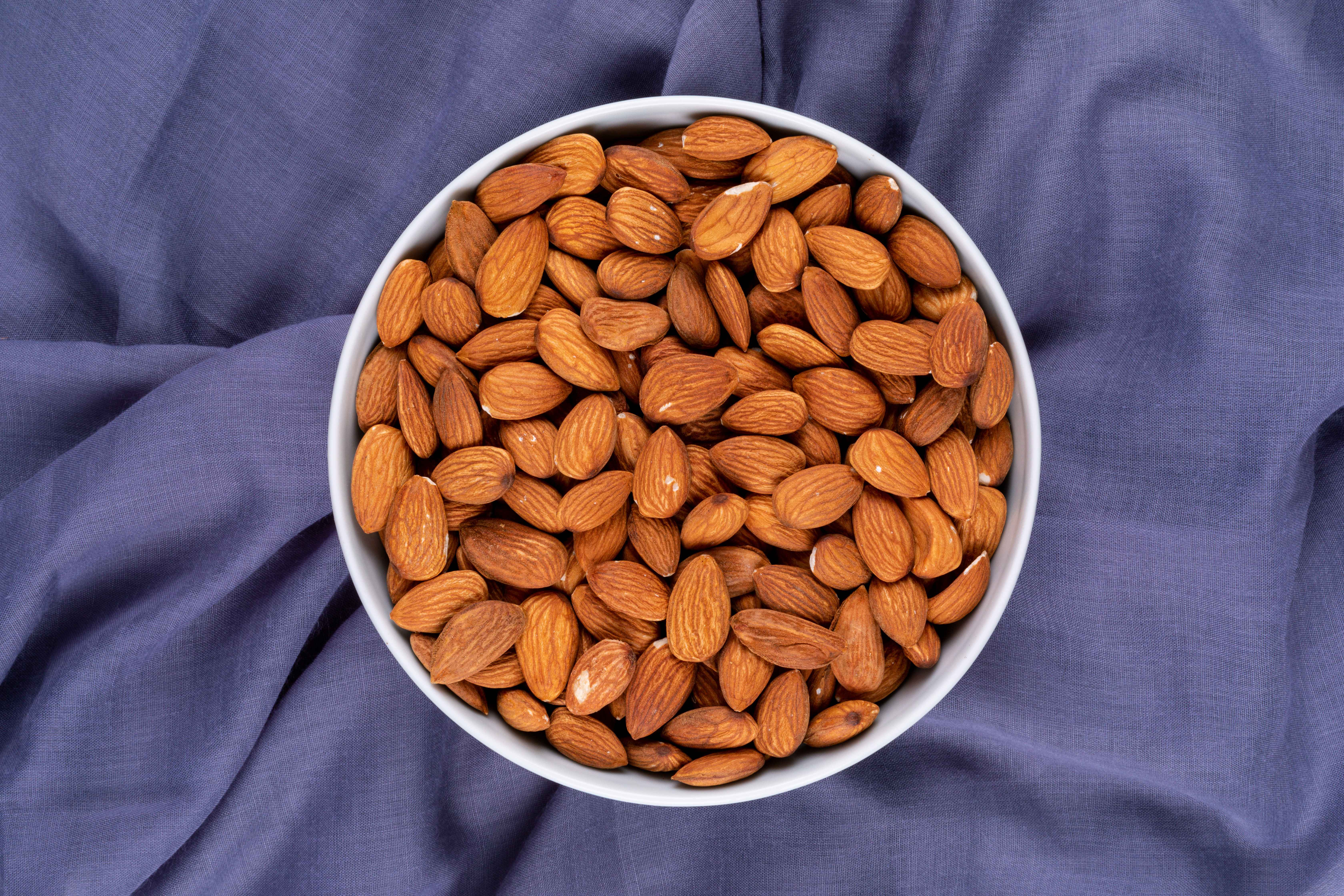 Raw Almond Nuts