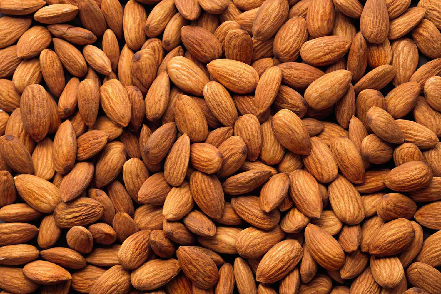 Raw Almonds (100g) - Image 2